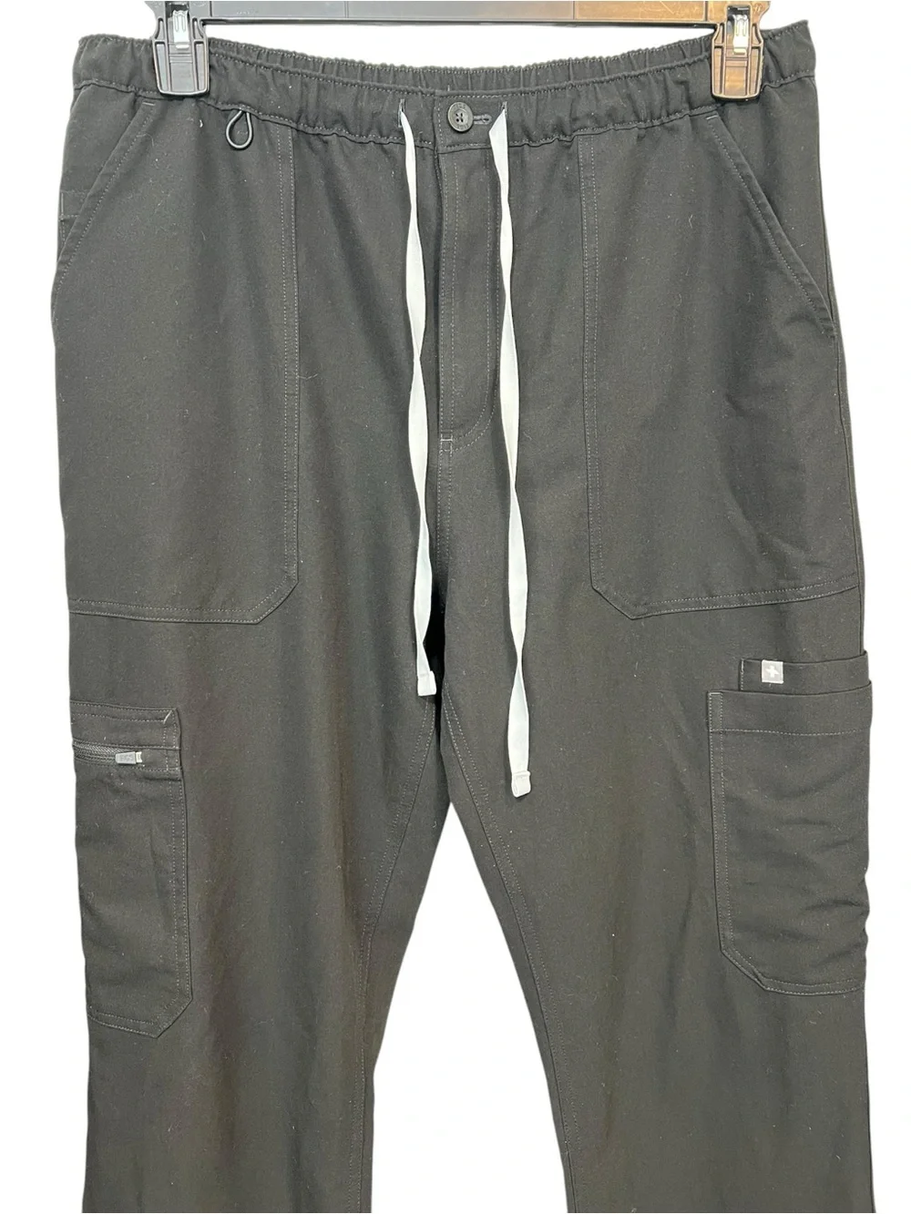 Figs Mens Cairo Cargo Scrub Pants in Black - Size Large